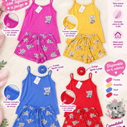 Pijama short y blusa con liga de pelo a juego - Img 57300531