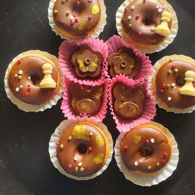 Mini donas y bombones - 4/9