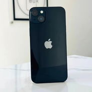 IPhone 14 Plus de 128 GB (Libre de Fábrica, Versión ESIM, 100% Batería) 25 ciclos de carga. Se entrega con el trabajo he - Img 55799870