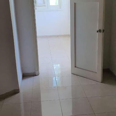 Vendo Apartamento de 2 Habitaciones en el Vedado llamar al 52709644 o WhatsApp - Img 107684877