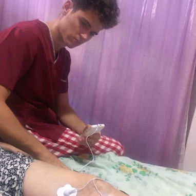 Rehabilitación y fisioterapia a domicilio - Img 126909950
