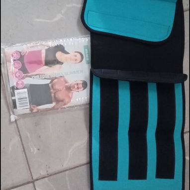 Faja de neopreno para deporte. Ajustable con velcro - Img 120511601