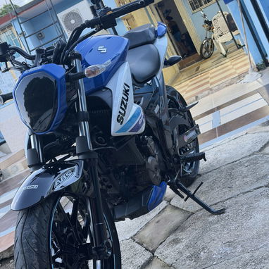 Suzuki Gixxer 250cc 2025 - 2/2