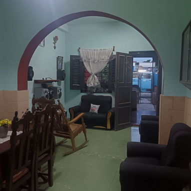 Se vende casa en el reparto martí al lado del casino deportivo - 7/7