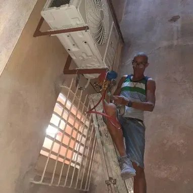 Servicio profesional de montaje (instalación) de su aire acondicionado tipo Split 52966031 - Img 121309951