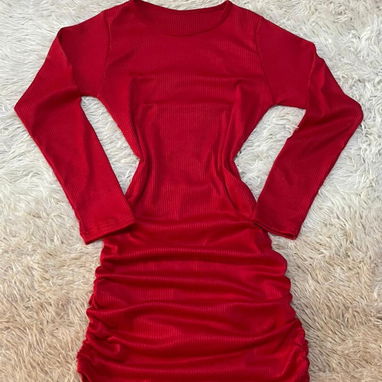 Vestidos y más productos - Img 124843141