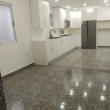 Moderna casa Independiente en CALLE 100 - Img 125004065