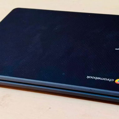 Mini Laptop Acer nueva 2025 Equipo confiable con rendimiento ideal para algunos juegos y trabajos de programación. - Img 125335606