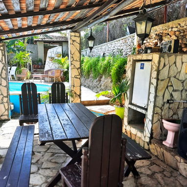 📱 Espaciosa casa en Guanabo: piscina y ranchón para 9 personas - Img 116185818