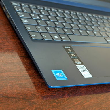 Laptop Lenovo Nueva - Img 124183102