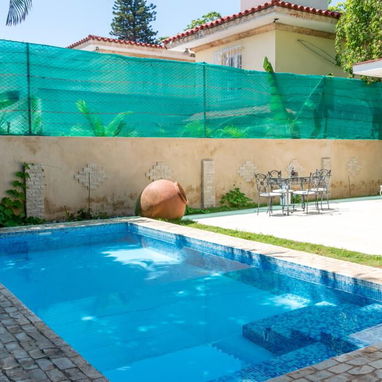 📱 Mansión Exclusiva en Miramar con Piscina y Máxima Privacidad - Img 116117414