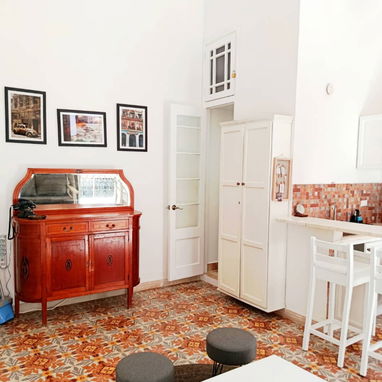 SE RENTA LINDO APARTAMENTO EN EL CASCO HISTÓRICO DE LA HABANA VIEJA!!! - Img 122004818