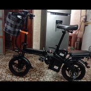 bici eléctrica pegable nueva en caja detalles en la foto - Img 55790493