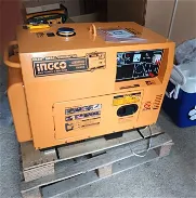 Generador eléctrico de petróleo 5500 watts - Img 46081263