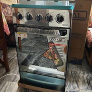 Cocina Royal con magneto y horno 250 usd - Img 55870014