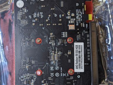 AMD RADEON RX550 4GB VRAM SOYO (NUEVA EN SU CAJA) - Img 68685305