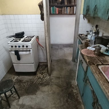 OPORTUNIDAD DE INVERSIÓN: APARTAMENTO EN EL CORAZÓN DEL VEDADO - Img 121743244