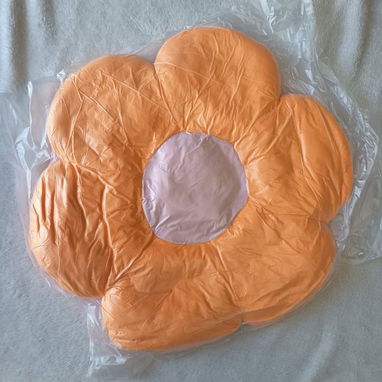 🌸 Cojín de Felpa Premium en Forma de Flor 🌸 - 3/4