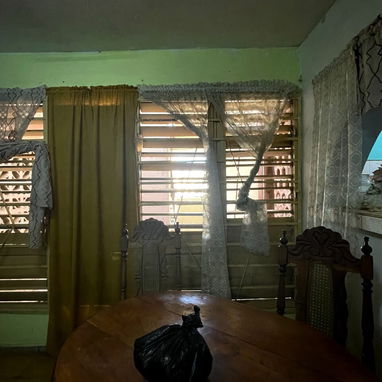 APARTAMENTO EN VENTA –  UBICACION CENTRICA VEDADO, CERCA DEL HOTEL COHIBA - Img 124393873