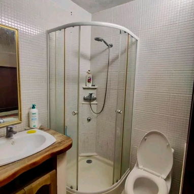 💥 GG-143 | ¡UBICACIÓN IMBATIBLE PARA NEGOCIO EN EL VEDADO! CASA INDEPENDIENTE EN AVENIDA CERCA DE 26 Y 23 🔑 - Img 126329670