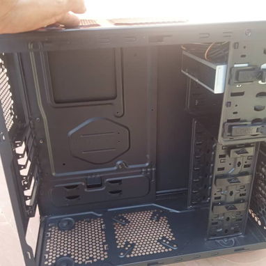 Chasis Cooler Master Elite 431 de uso en óptimo estado físico y técnico - 9/9