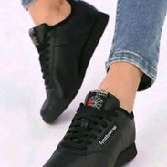Tenis REEBOK ( zapatillas ) CLASSICS PRINCESS 100% ORIGINALES, IMPORTADOS DE EEUU. EN NEGRO TF: 59030040. - Img 45777681