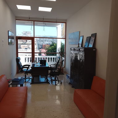 Renta de oficinas en el Vedado y almacenes en Jaimanitas Playa - 3/5