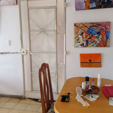 Se vende apartamento en perferto estado y muy ventilado en Miramar playa es un 4to pisos yo soy el dueño - 3/4