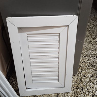 Bajo de meseta y ventana de aluminio - Img 123705318