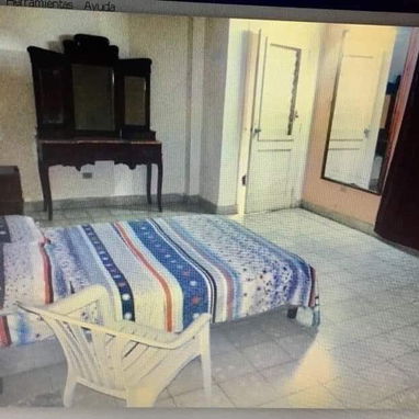 SE VENDE AMPLIA PROPIEDAD DE DOS PISOS EN MIRAMAR - Img 128134300