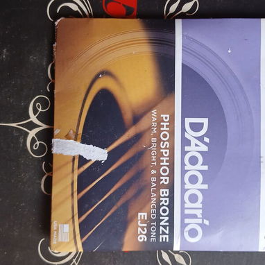 Cuerdas de Guitarra, y una caja de 10 cañas para Saxofón 🎷 - 10/10