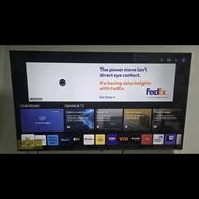 Tv LG43 pulg smart tv 4k casi new poco uso único dueño con cajita HD de regalo y base de pared - Img 55650445