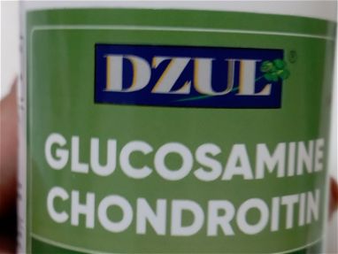 Glucosamina con Condoitrin . Pomo 100 cápsulas - Img main-image-45640702
