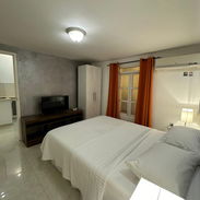 Hermoso apartamento de renta mensual en el Vedado! para parejas!!! - Img 52909925