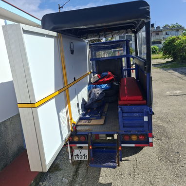Alquiler de triciclo para personas y mercancía - Img 123941223