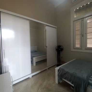 Venta o permuta de apartamento en el Vedado - Img 122705649