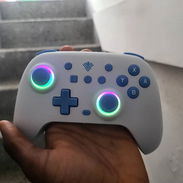 🔥MANDO INALÁMBRICO RGB EN VENTA   🆕en caja   -🔋10-14h de uso continuo  -Compatible con Nintendo Switch, PC y celular - Img 55699923