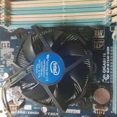 Vendo batería cositas de PC leer dentro en precio - Img 127963780