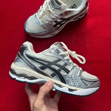 Asics Kayano - 2/2