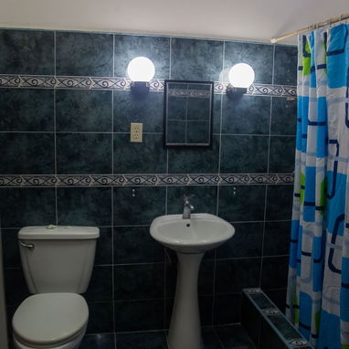 Renta lineal con Ecoflow, garage y wifi | Apartamento de renta por tiempo indefinido en La Habana - Img 121862172
