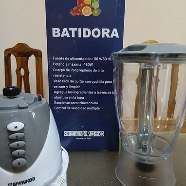Batidora Winw♾️d (Nueva en su caja con manual) - 2/3
