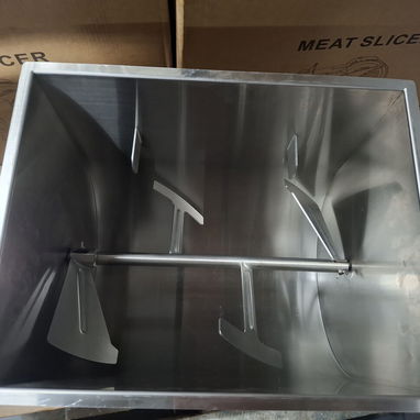 Mezcladora de carne profesional de 60 Litros - Img 122348271