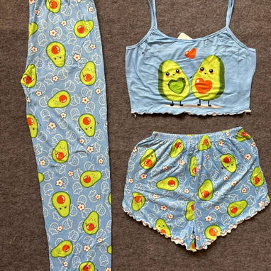 ❗️PIJAMAS DE 3 PIEZAS❗️ - Img 123153010