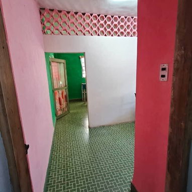 *$27.000usd SIN AJUSTE. En venta Casa ubicada en D'Beche, Guanabacoa. Cerca de la estación de taxis. - Img 123042774