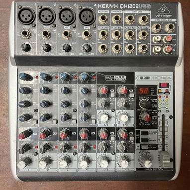 Consola Behringer QX1202 - Img 123061567