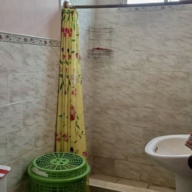 GG-156 | 🏡 CASA INDEPENDIENTE CON ANEXO EN REPARTO ALMENDARES, PLAYA - 9/10
