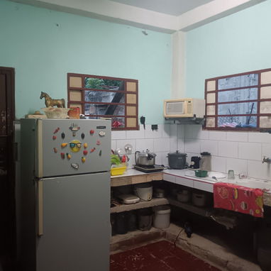 Se vende casa en el reparto martí al lado del casino deportivo - 5/7