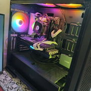 PC Gamer Profesional – Alto rendimiento, estética premium y perfecto estado - Img 57527235