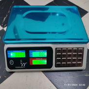 Vendo pesa digital de mesa nueva pesa hasta 30 kg en libra y en kilogram. Pago e USD, MLC o CUP. - Img 44834456