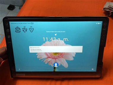Tablet Leonovo Yoga 10" de pantalla y 7000 mAh de bateria enormeeeeee - Img 60703835